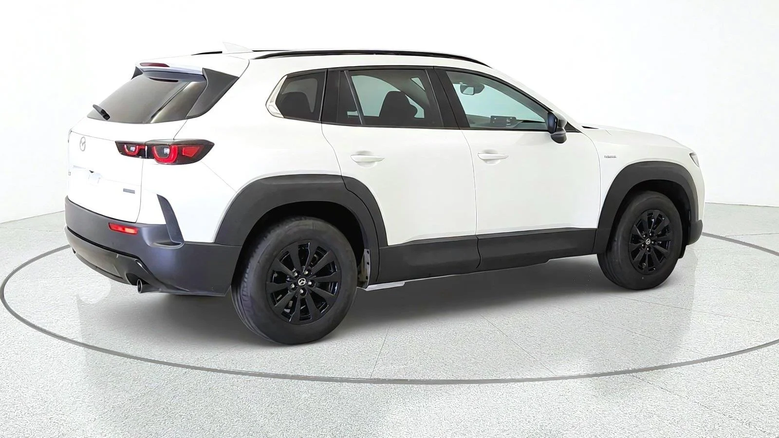 Used 2025 Wind Chill Pearl Mazda Premium Package image 9