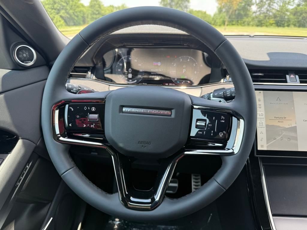 Used 2026 Black Land Rover Dynamic image 20