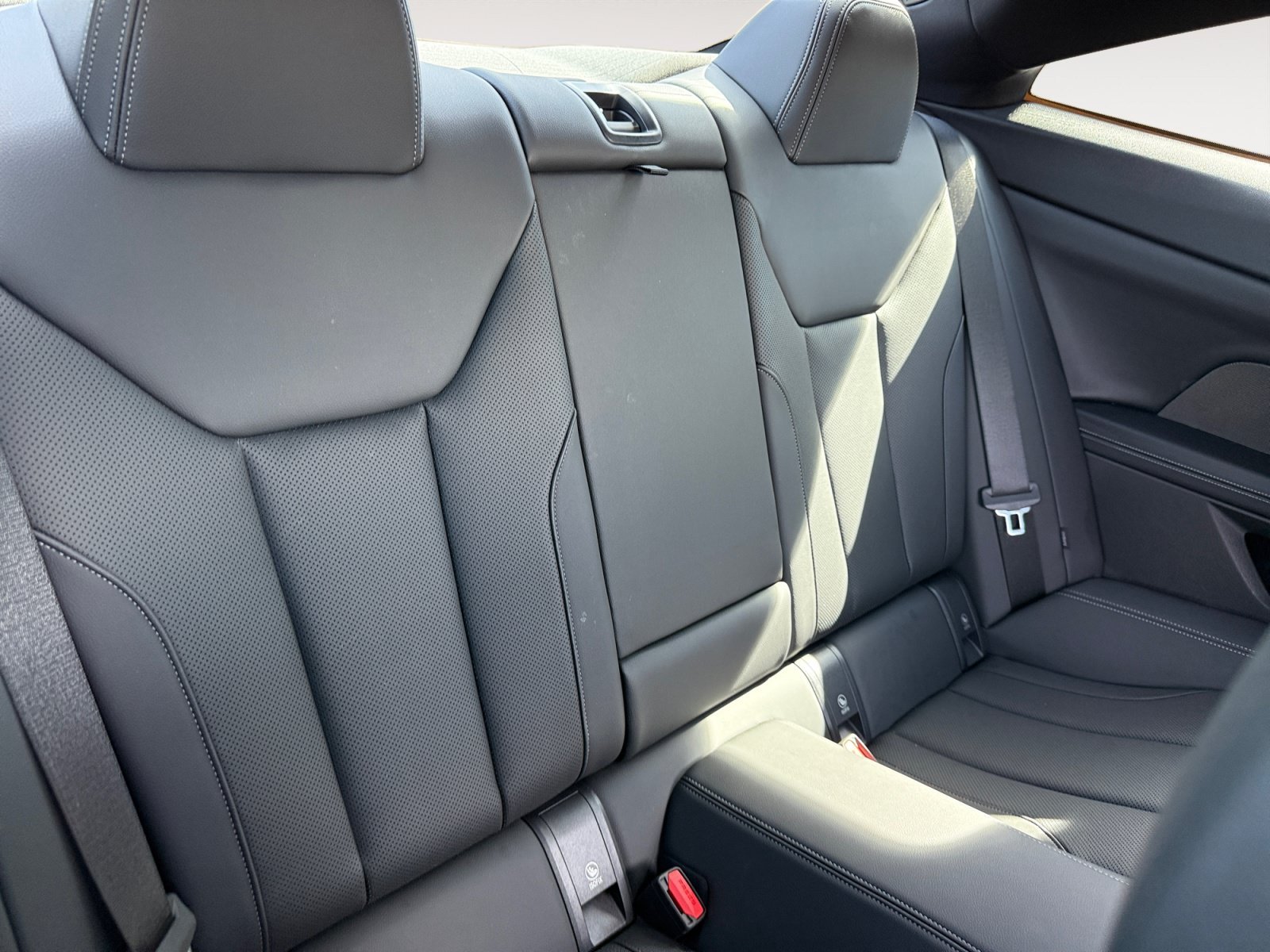 Used 2024 Gray Metallic BMW M440i image 19