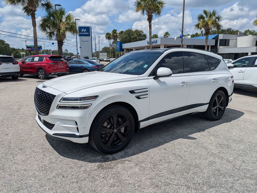 Used 2022 White Genesis 3.5T image 7