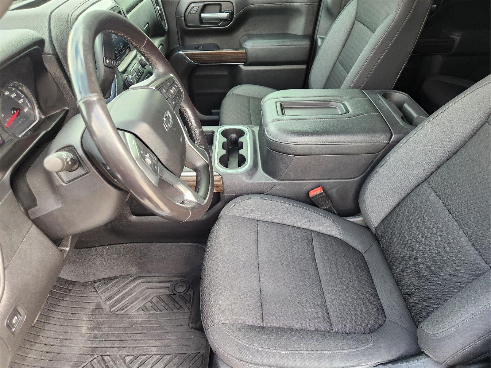 2021 Chevrolet Silverado 1500 photo 13 of 33