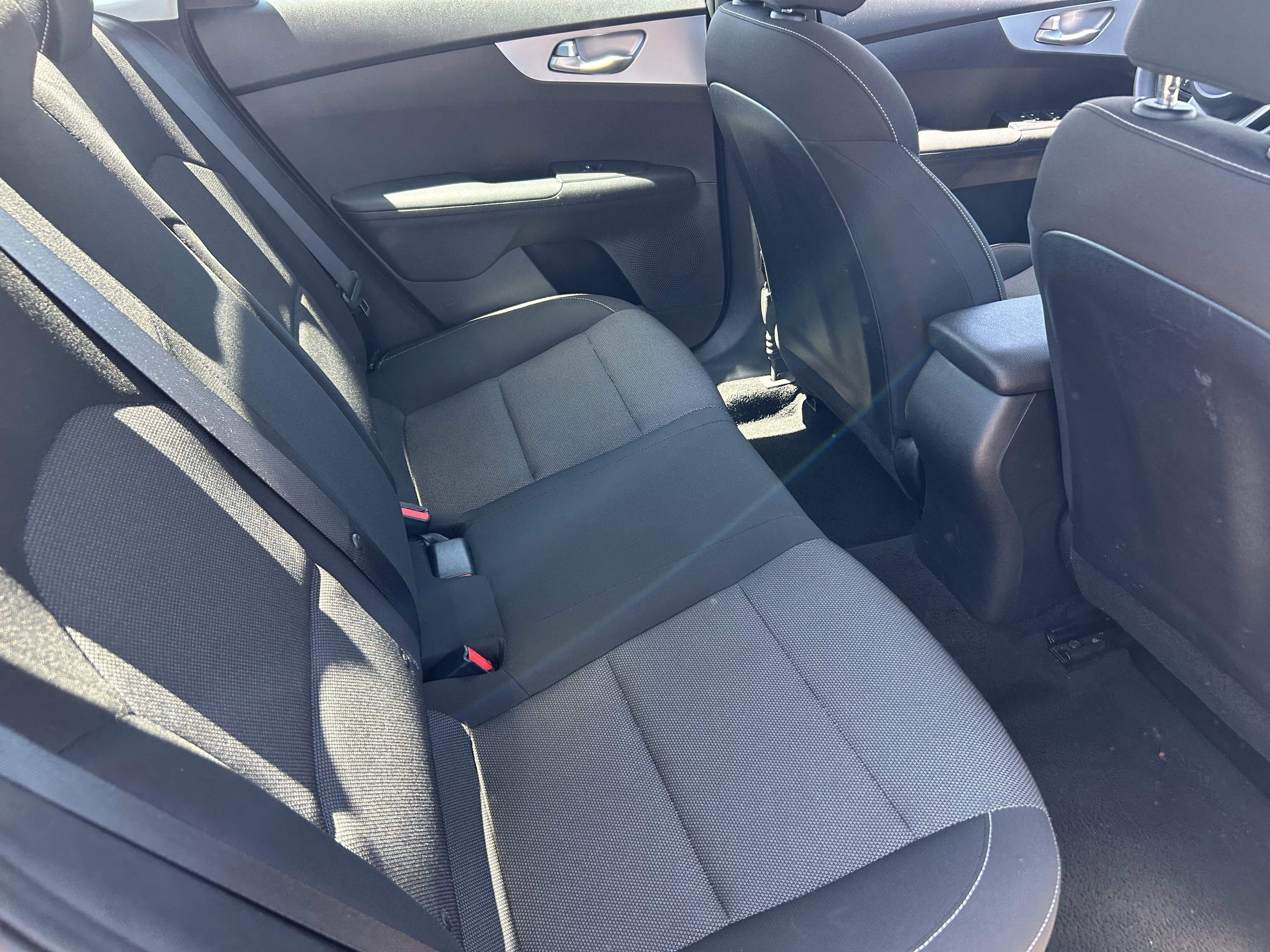 2024 Kia Forte LXS - Photo 13