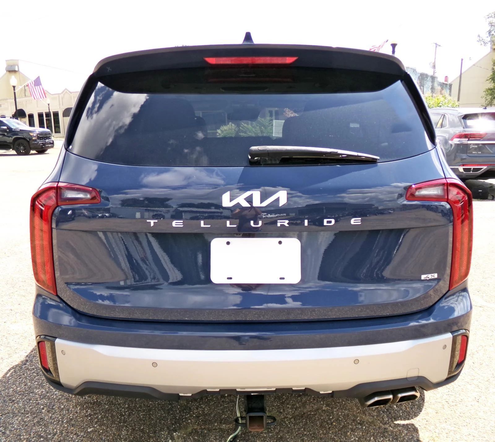 Used 2023 Midnight Lake Blue Kia S image 3