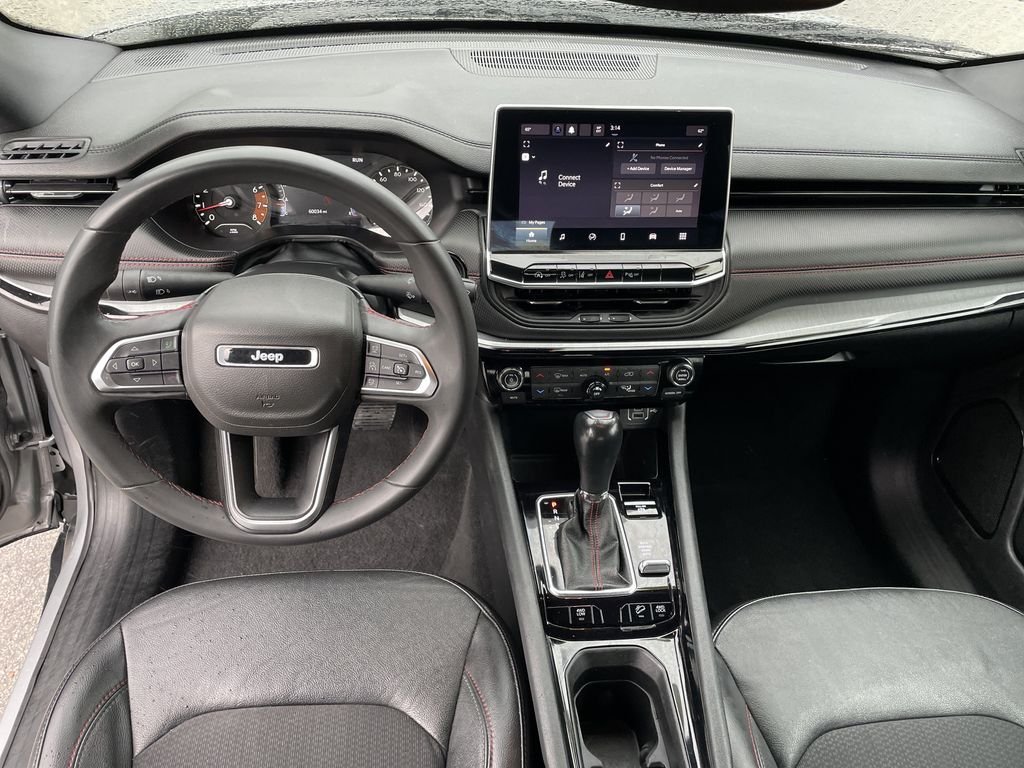 Used 2023 Silver Jeep Trailhawk image 15