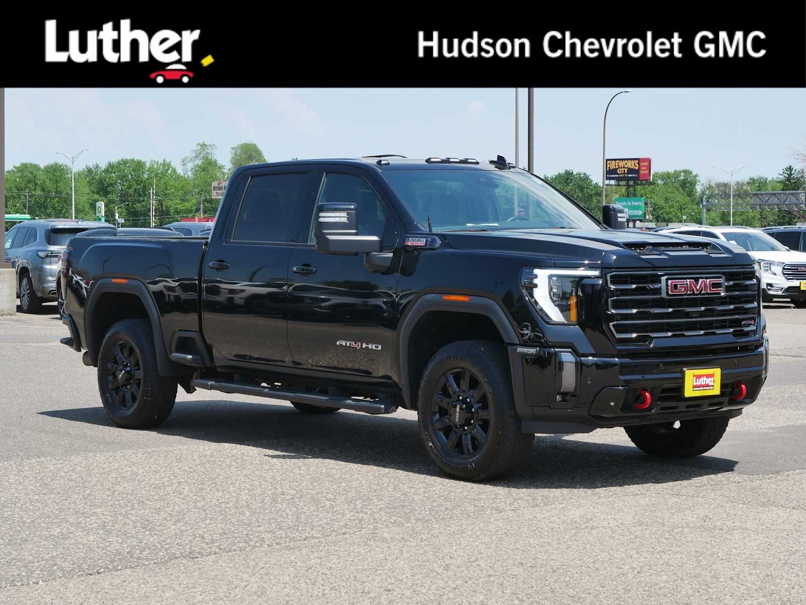 2024 GMC Sierra AT4 4WD Crew Cab Standard Box's photo