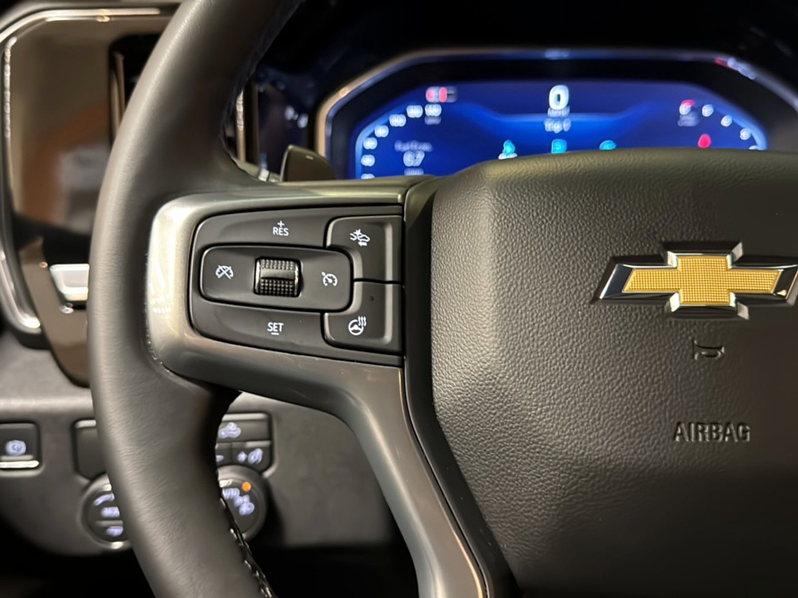 Used 2026 Summit White Chevrolet LT image 21