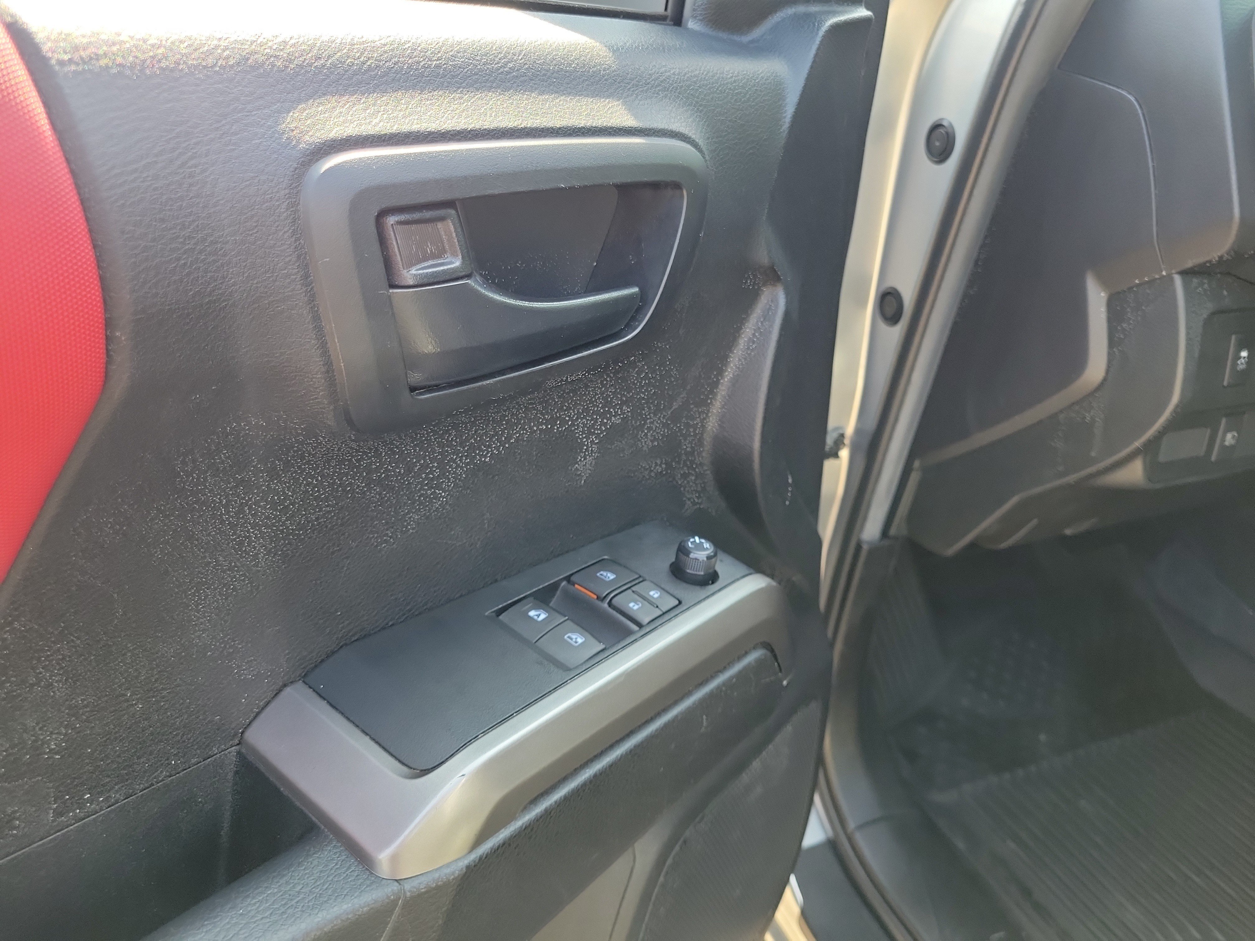 Used 2022 Celestial Silver Toyota SR image 12