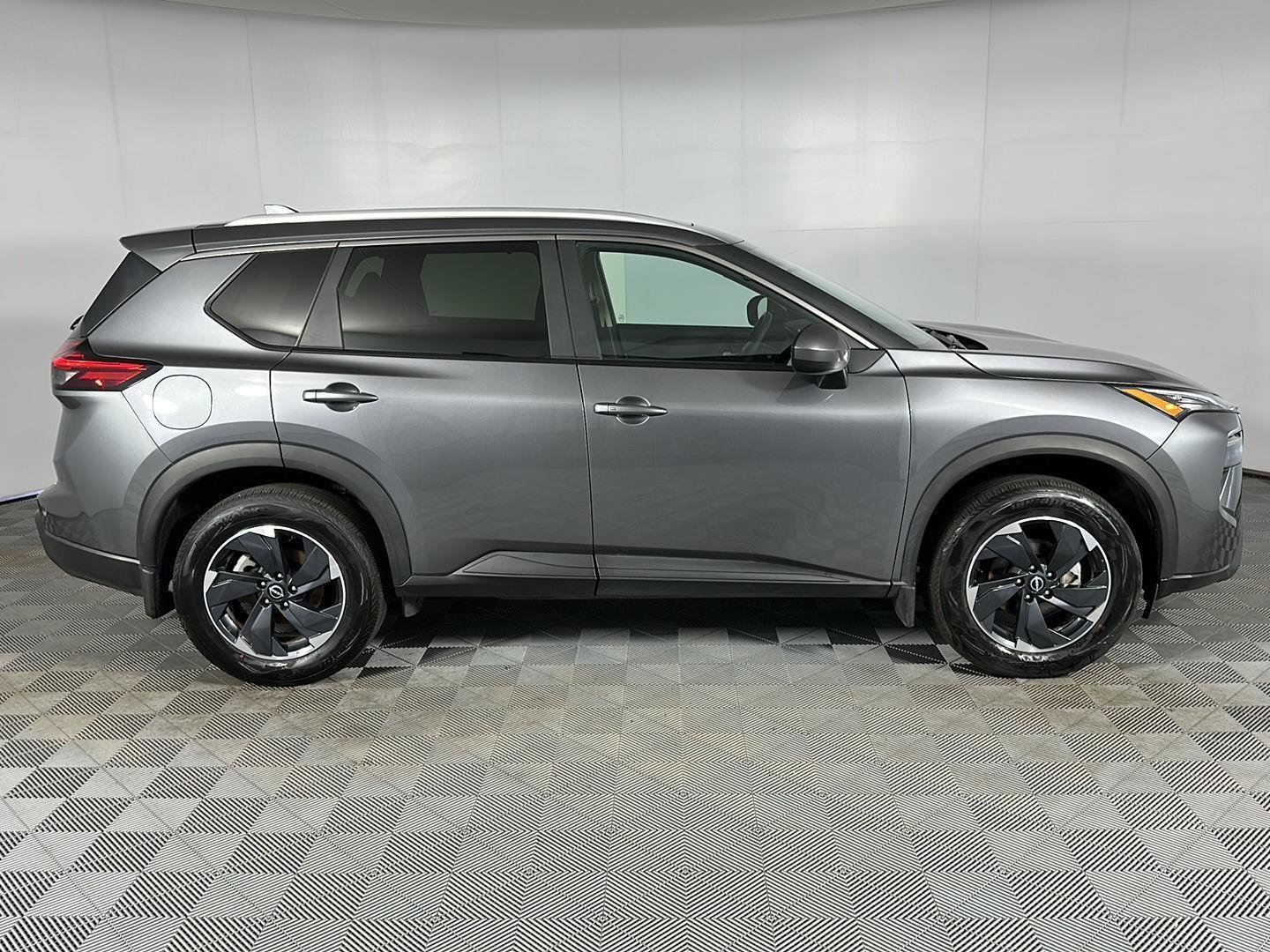 Certified Used 2026 Gun Metallic Nissan SV image 32