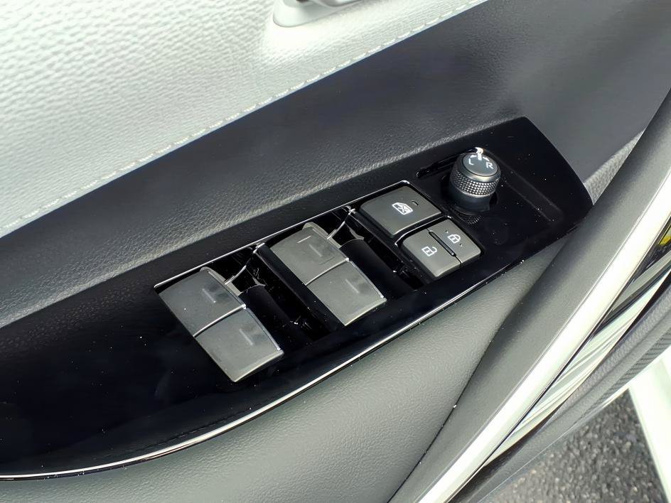 New 2026 Wind Chill Pearl Toyota XSE image 10