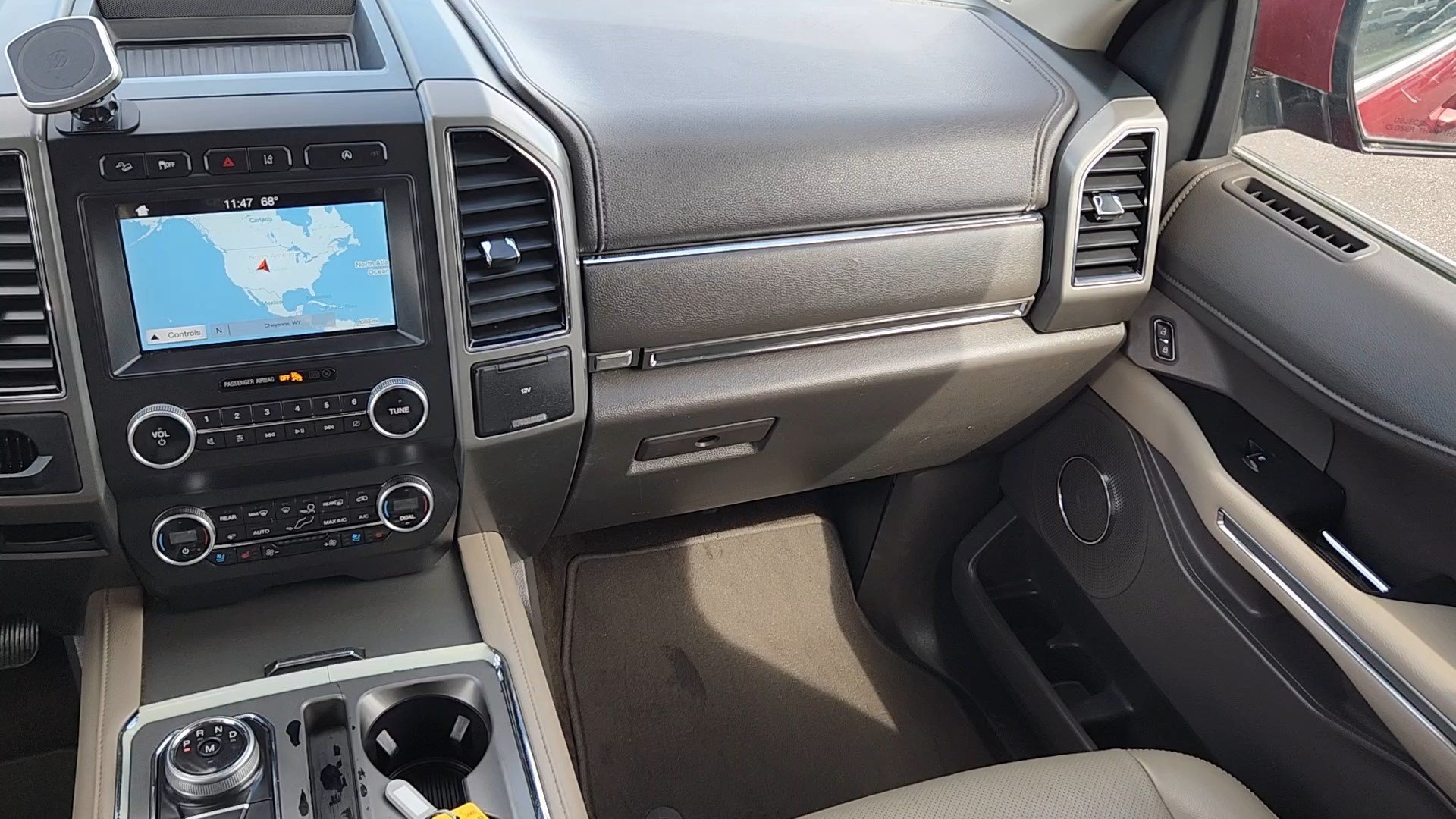 2019 Ford Expedition XLT - Photo 6