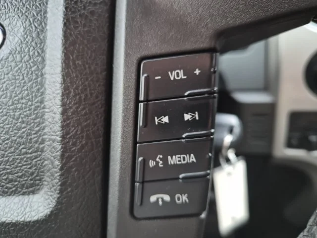 Used 2013 Ruby Red Metallic Ford XLT image 19