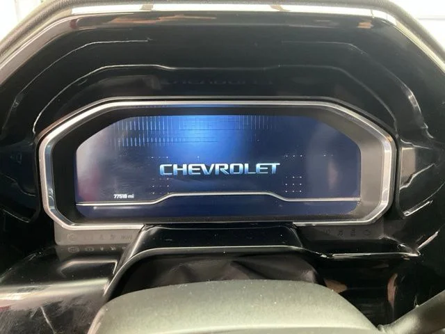 Used 2023 Red Chevrolet RST image 9