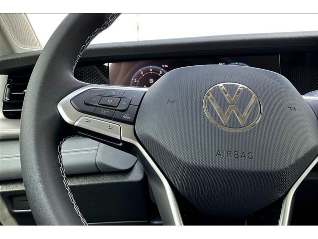 New 2026 Platinum Gray Metallic Volkswagen 2.0T SE image 10