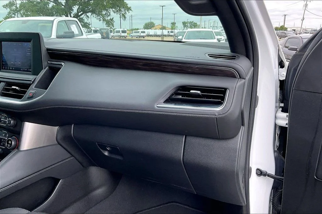 Used 2024 White Chevrolet LS image 23