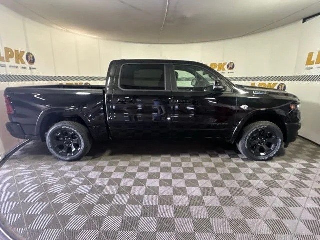 New 2026 Diamond Black Crystal Pearl-Coat Exterior Paint RAM BIG HORN image 2