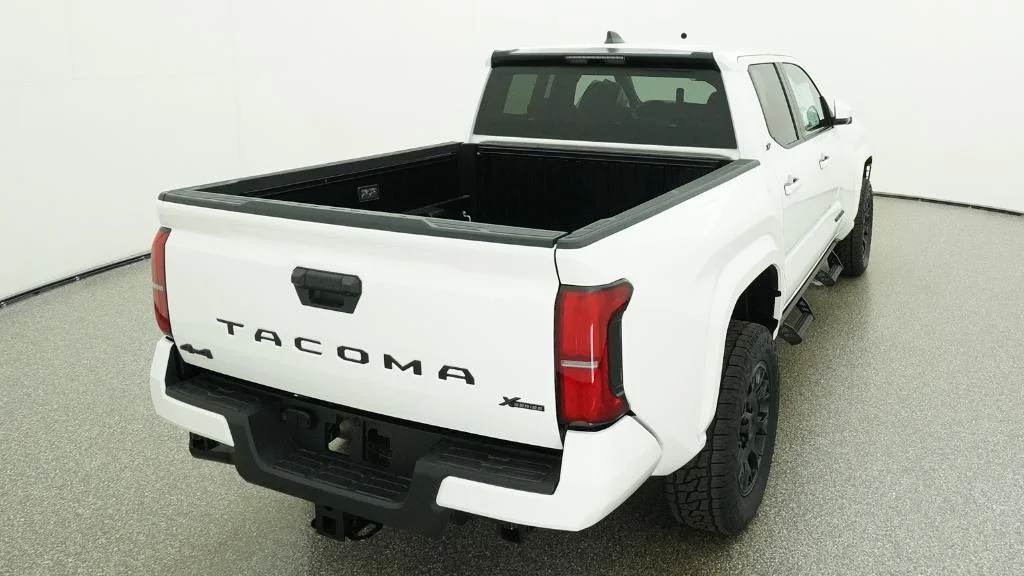 New 2026 Ice Cap Toyota SR5 image 35