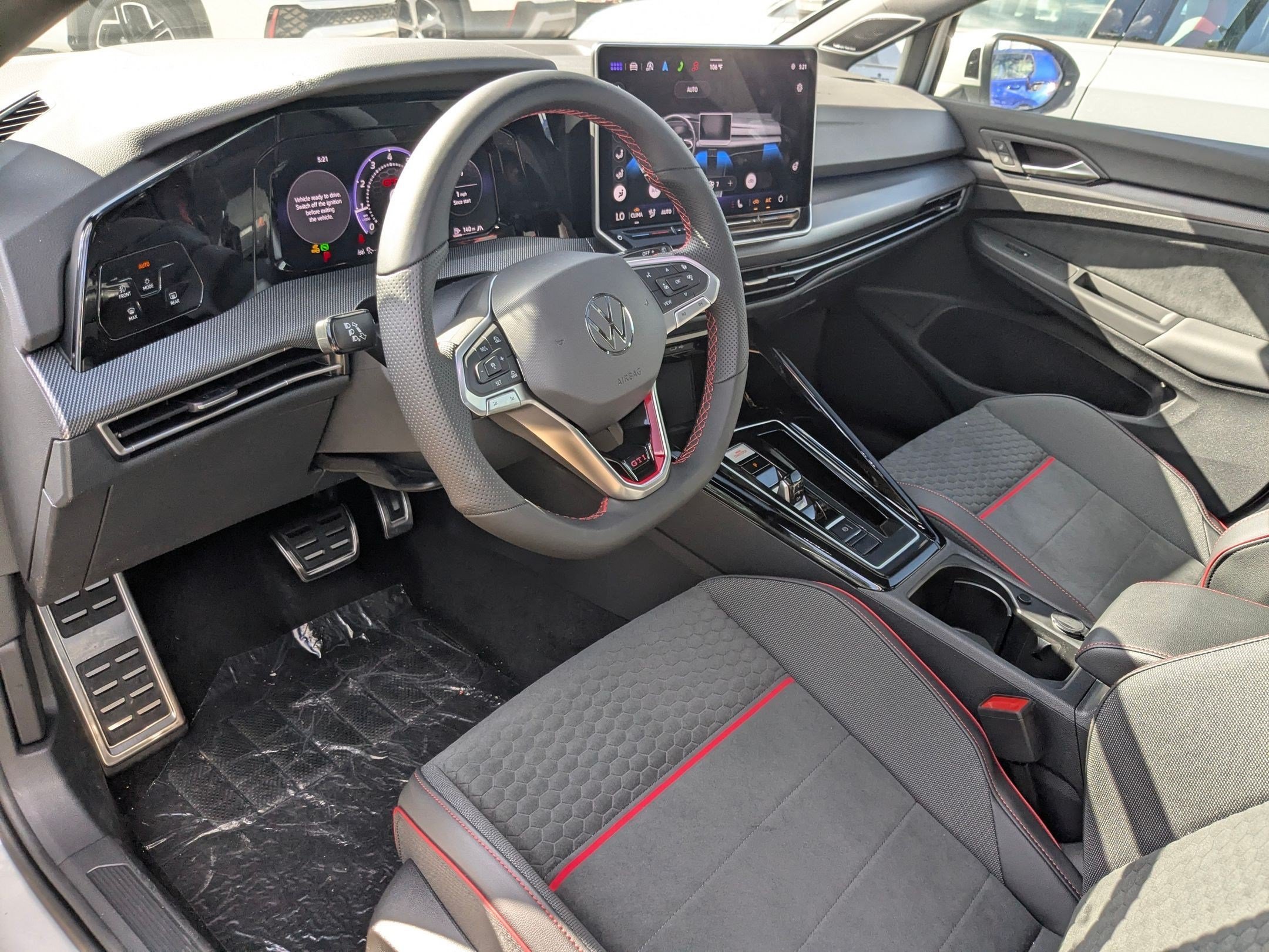 New 2026 OPAL WHITE Volkswagen SE image 6