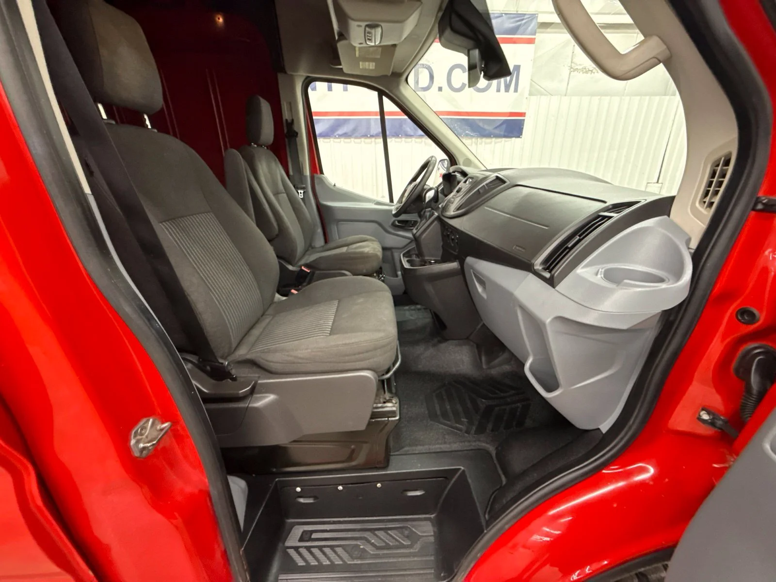 Used 2016 Red Ford Base image 12