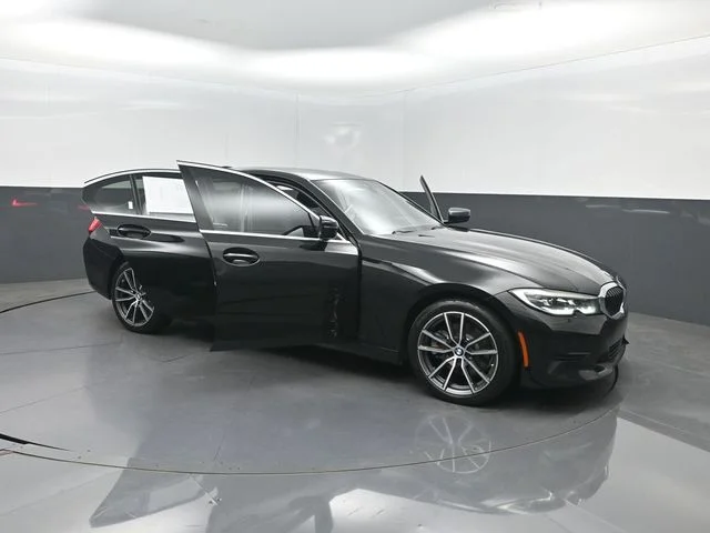 Used 2020 Black BMW 330i image 37