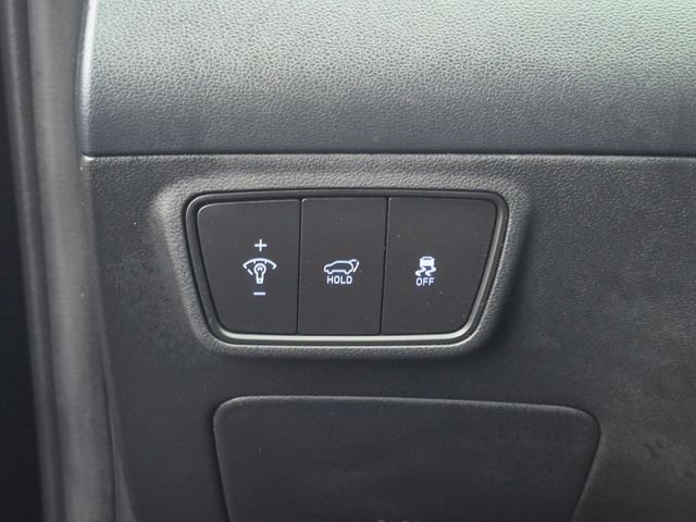 Used 2023 Black Hyundai Limited image 17