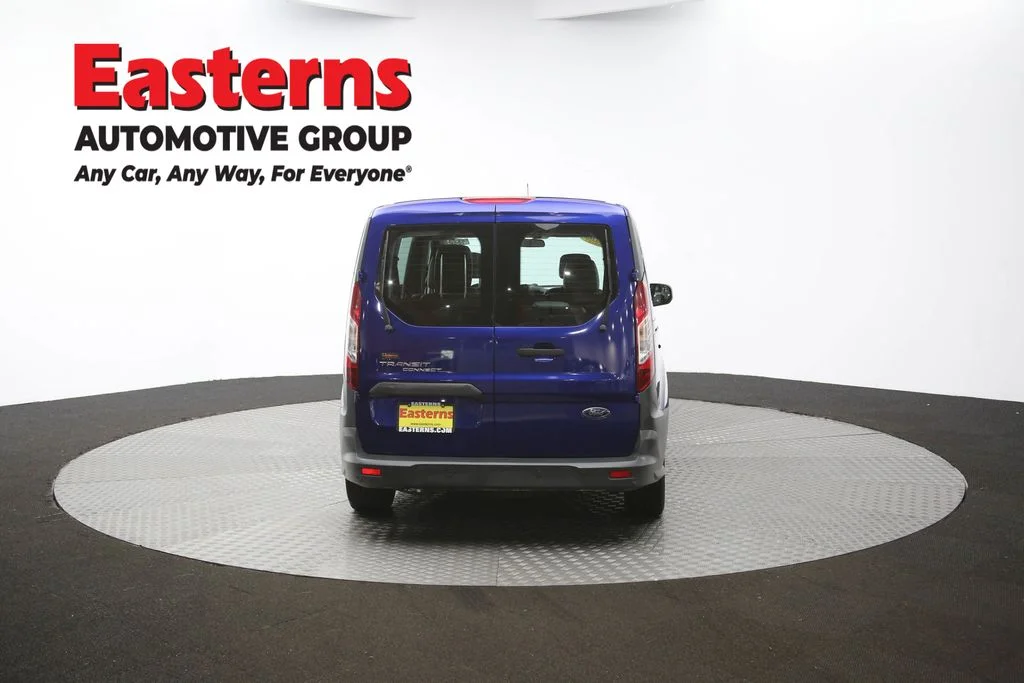 Used 2017 Blue Ford XL image 33