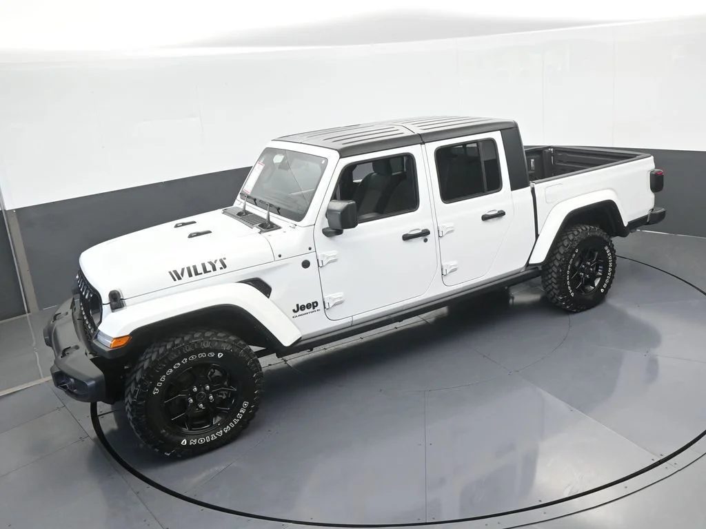 2024 Jeep Gladiator Willys - Photo 51
