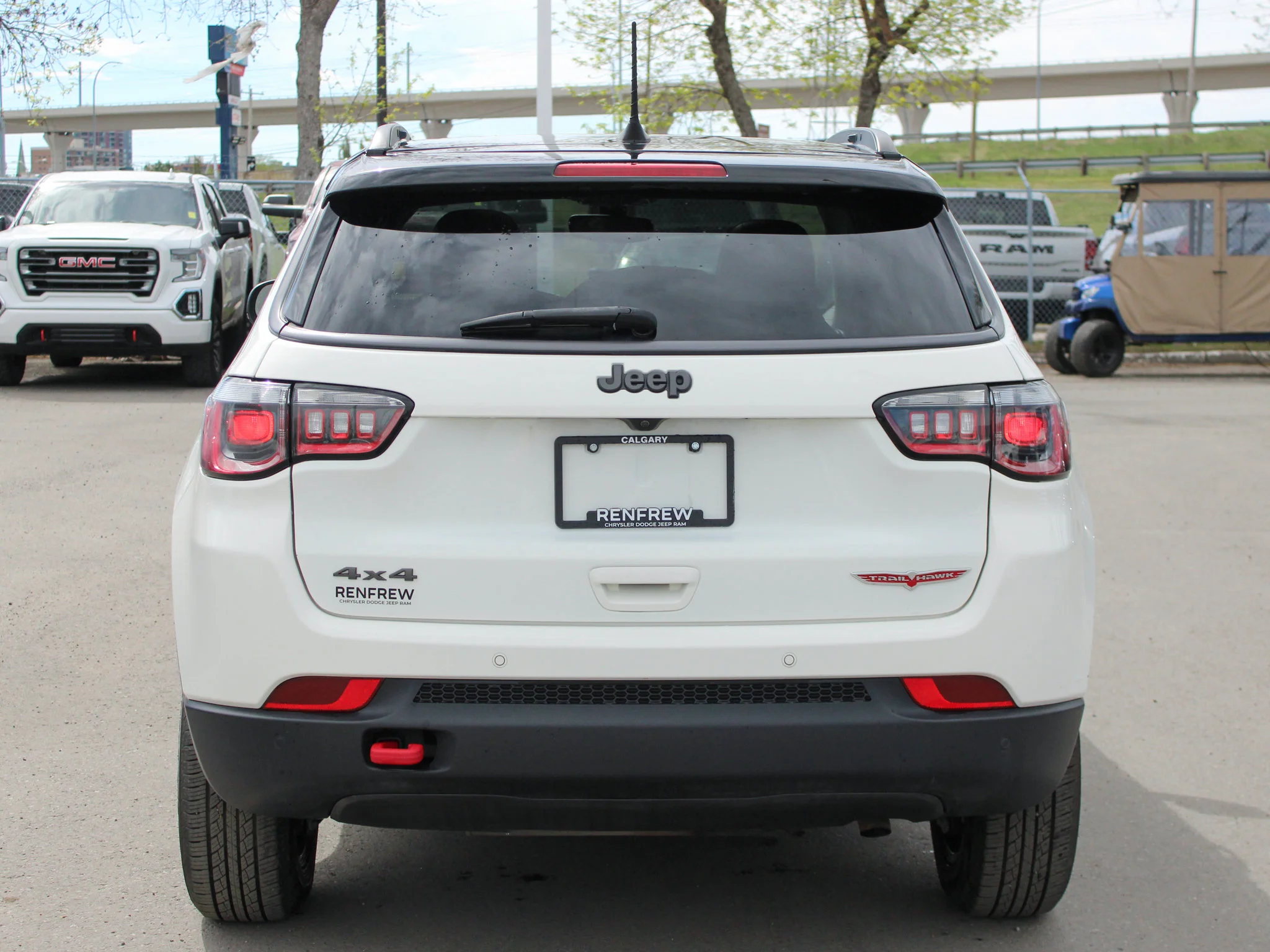 Certified Used 2021 White Jeep Trailhawk * Alpine | Panoramic Roof | Heated Seats | Off-Road Skid Plates | Apple CarPlay image 14