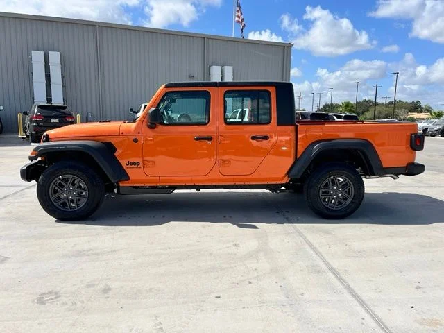 New 2026 Joose Exterior Paint Jeep Sport image 4