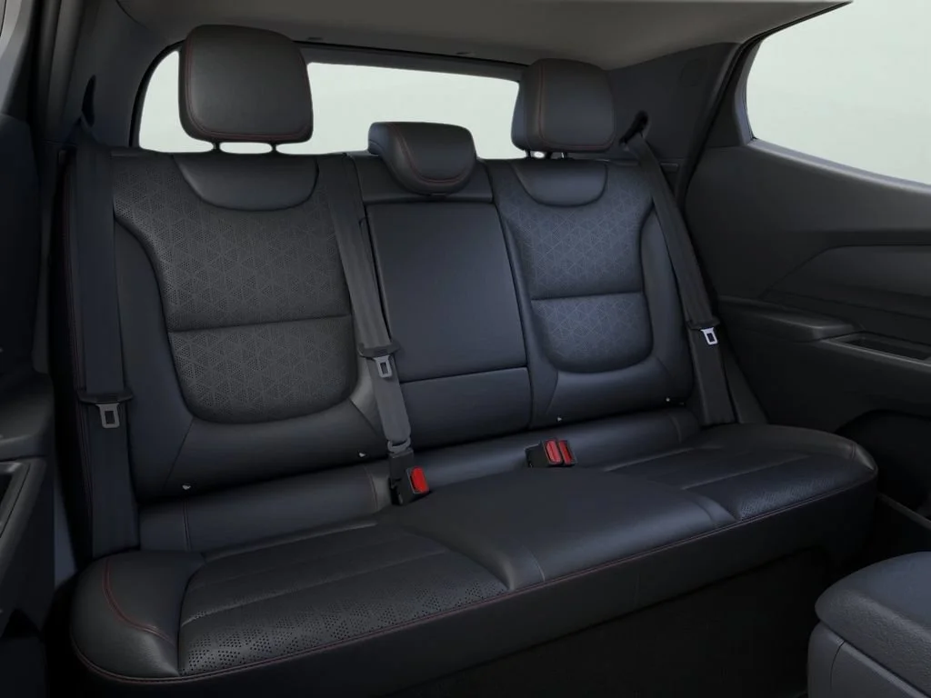 2027 Chevrolet Bolt RS - Photo 11