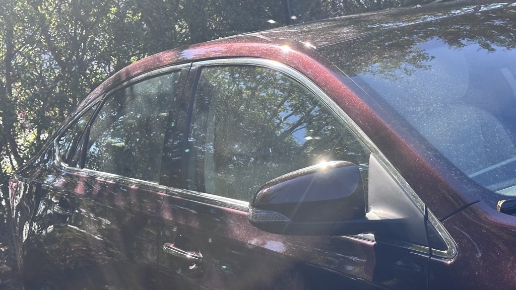 2016 Toyota Avalon Touring photo 3