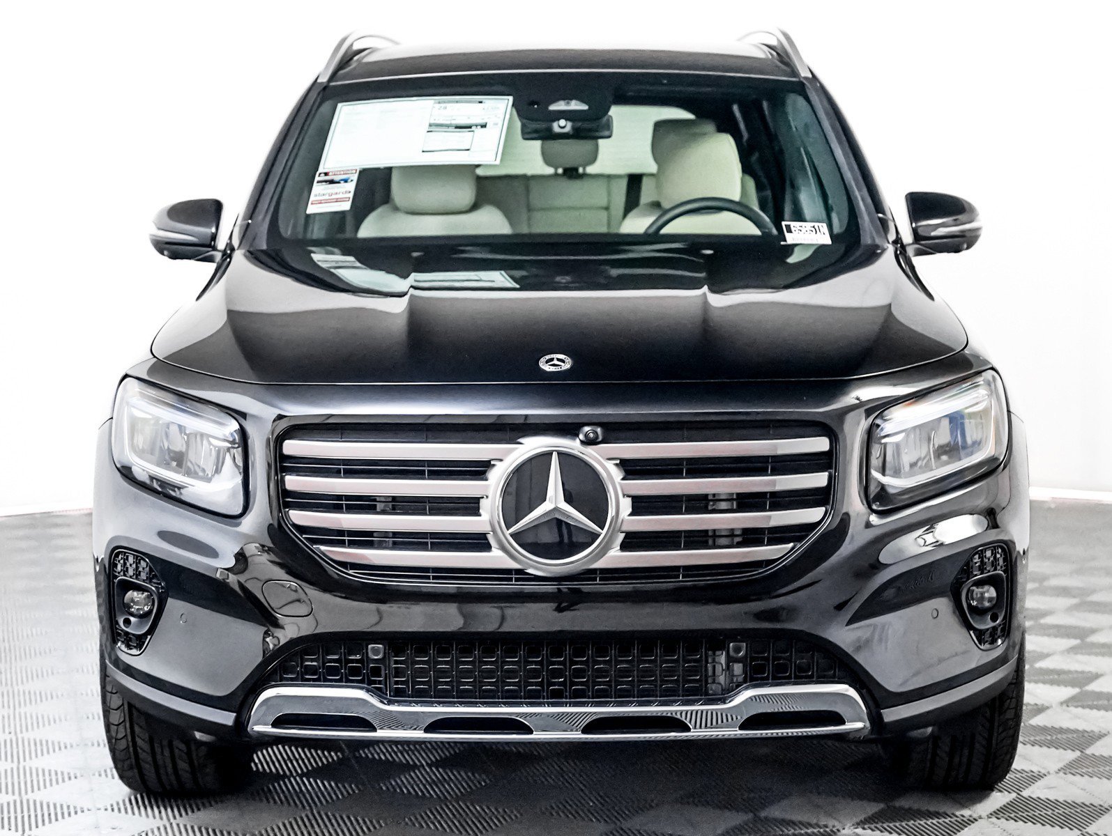New 2026 Night Black Mercedes-Benz GLB 250 image 9