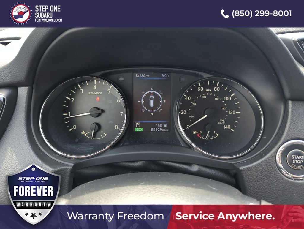 Used 2020 White Nissan SV image 11