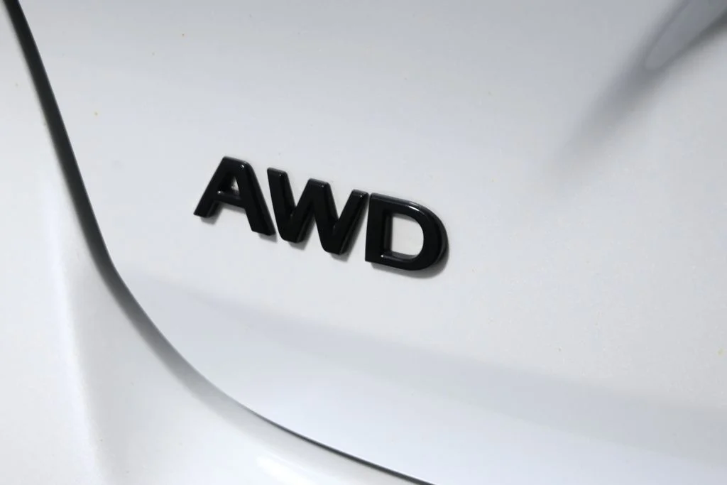 Certified Used 2023 White INFINITI SPORT image 41