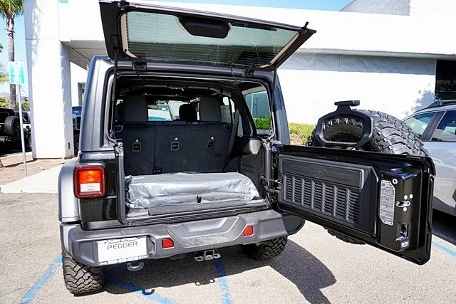 New 2026 Black Clear-Coat Exterior Paint Jeep Willys image 18