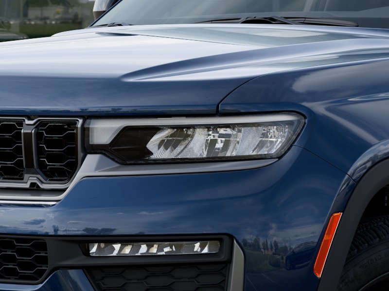 New 2026 Fathom Blue Pearl-Coat Exterior Paint Jeep Limited image 10