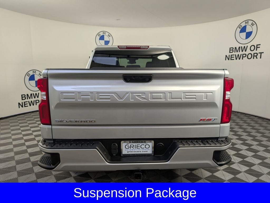 Used 2022 Silver Chevrolet RST image 9