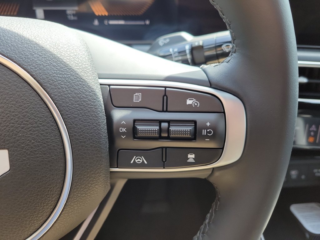 New 2026 Steel Matte Gray Kia GT-Line FWD image 26