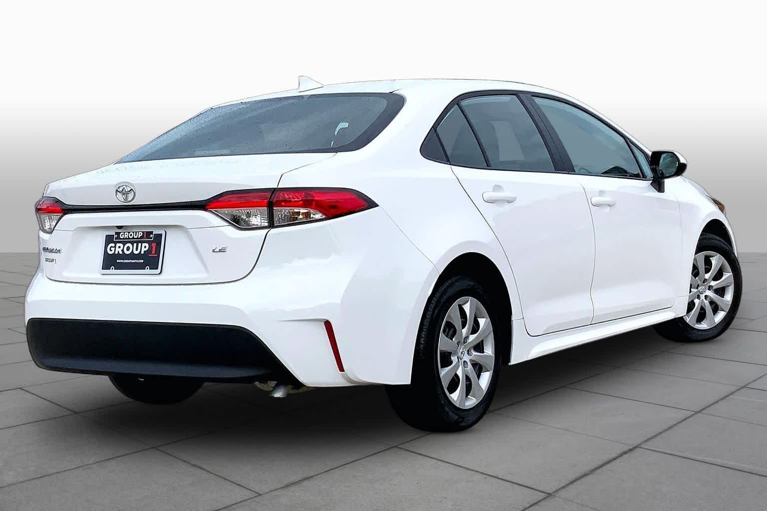 Used 2026 Ice Cap Toyota LE image 13