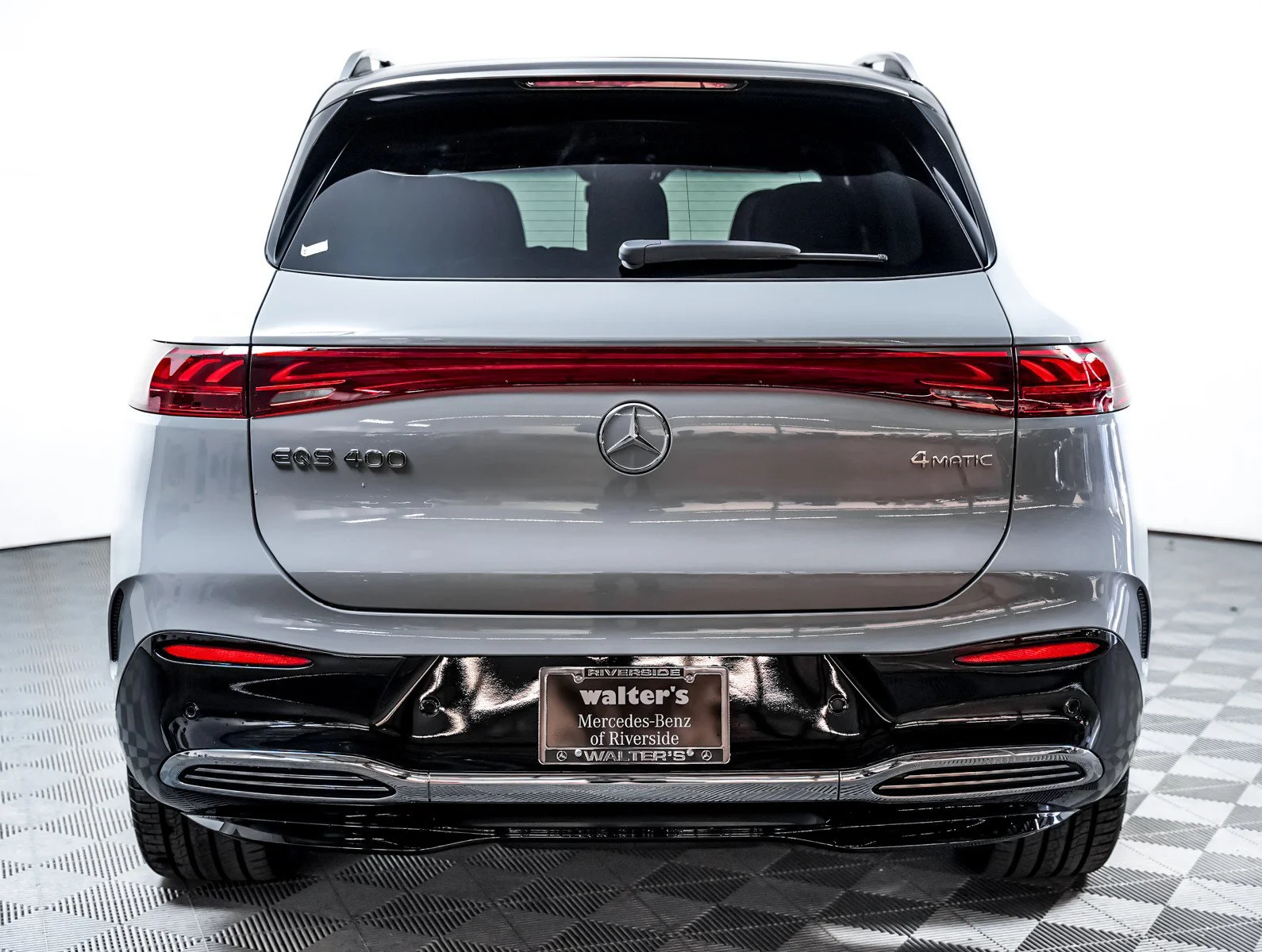 New 2026 Alpine Grey Mercedes-Benz 400 4MATIC® image 9