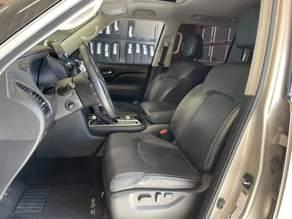 Used 2022 Beige INFINITI LUXE image 11