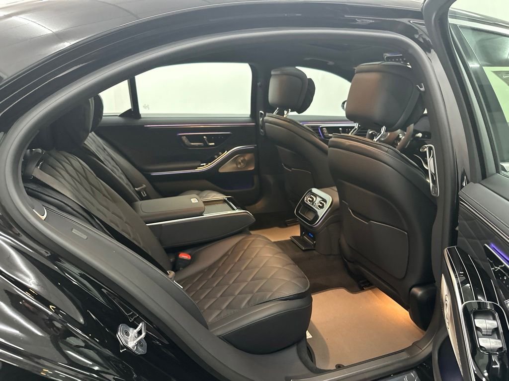 New 2027 Obsidian Black Metallic Mercedes-Benz S 580 image 22