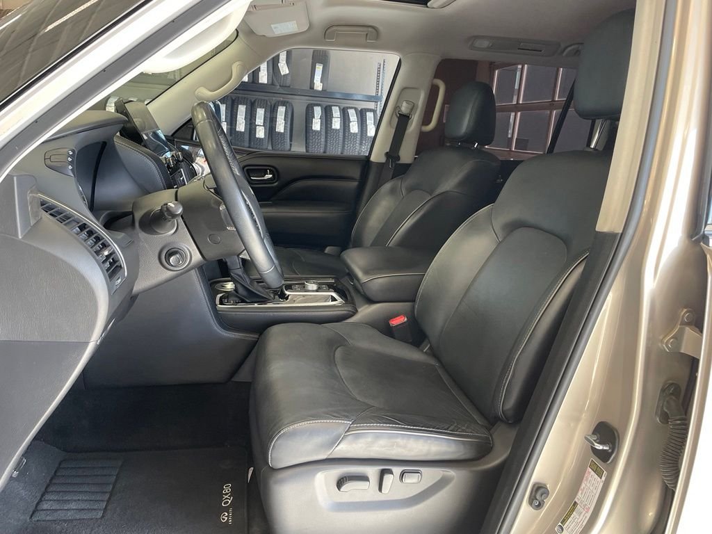 Used 2022 Beige INFINITI LUXE image 11