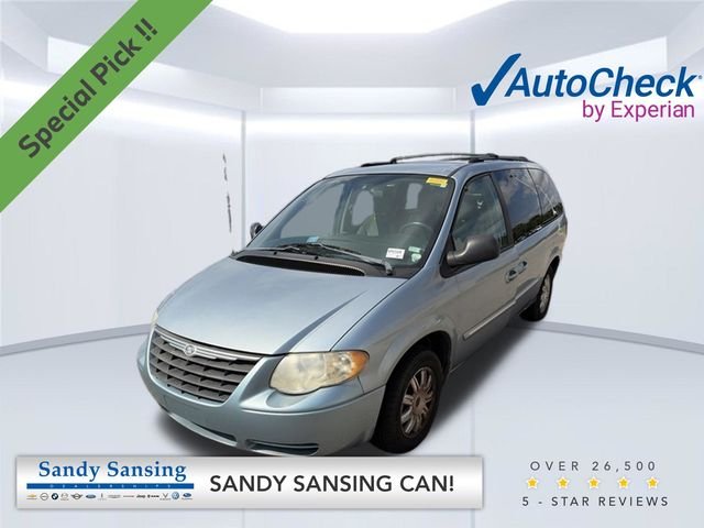 2005 Chrysler Town & Country Touring