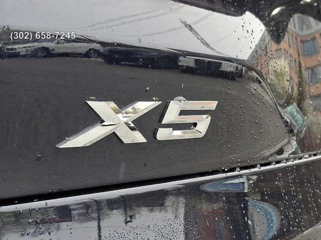 New 2026 Carbon Black Metallic BMW xDrive50e image 21