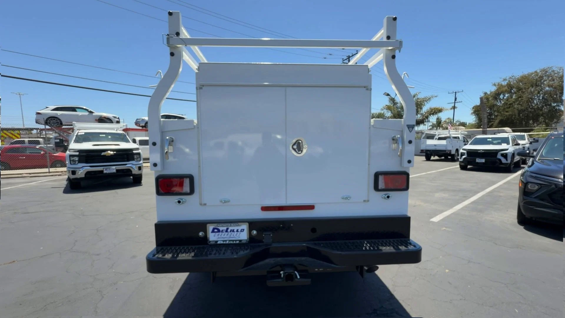 New 2026 Summit White Chevrolet WT image 8