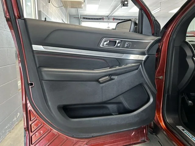 Used 2016 Brown Ford Sport image 29