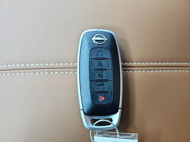 New 2026 Black Nissan Platinum image 38