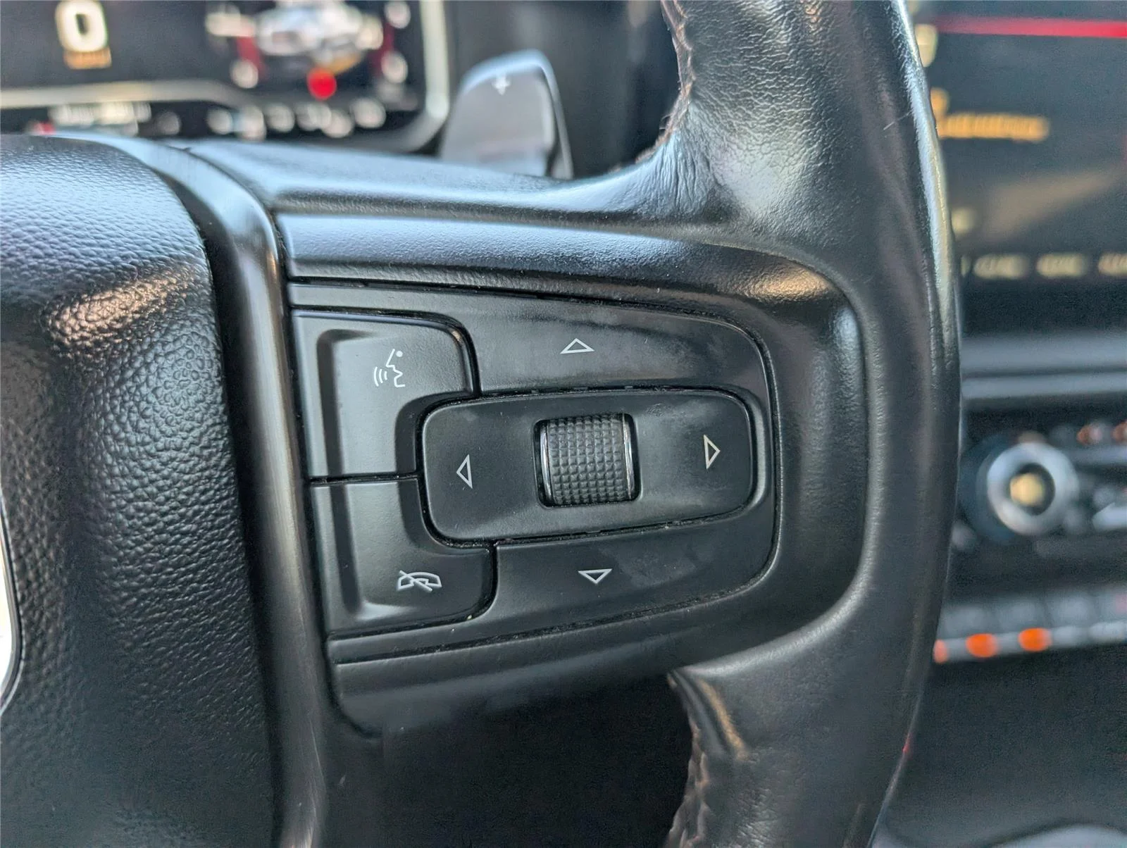 Used 2023 Titanium Rush Metallic GMC AT4 image 29