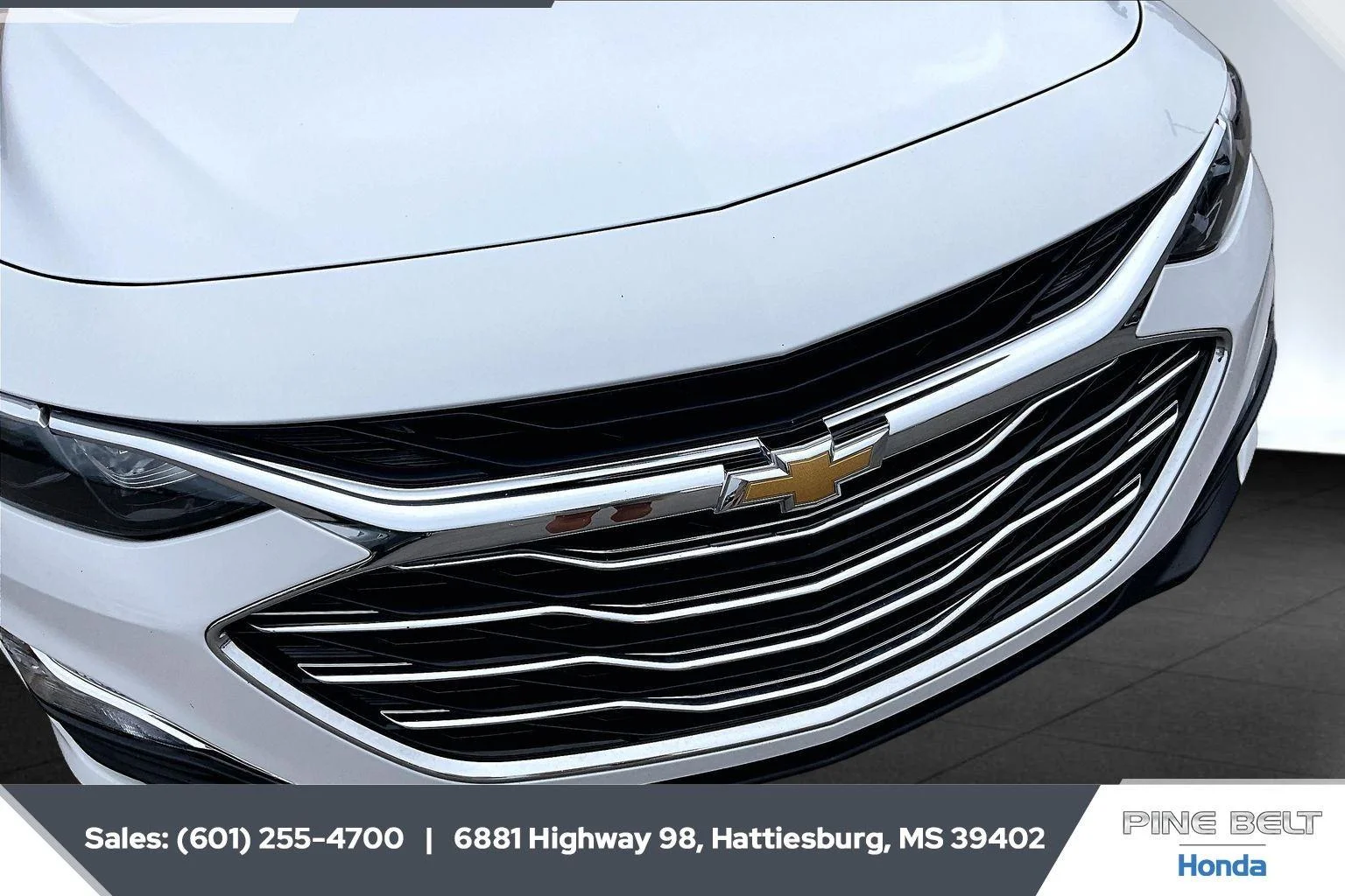 Used 2024 Summit White Chevrolet LS image 21