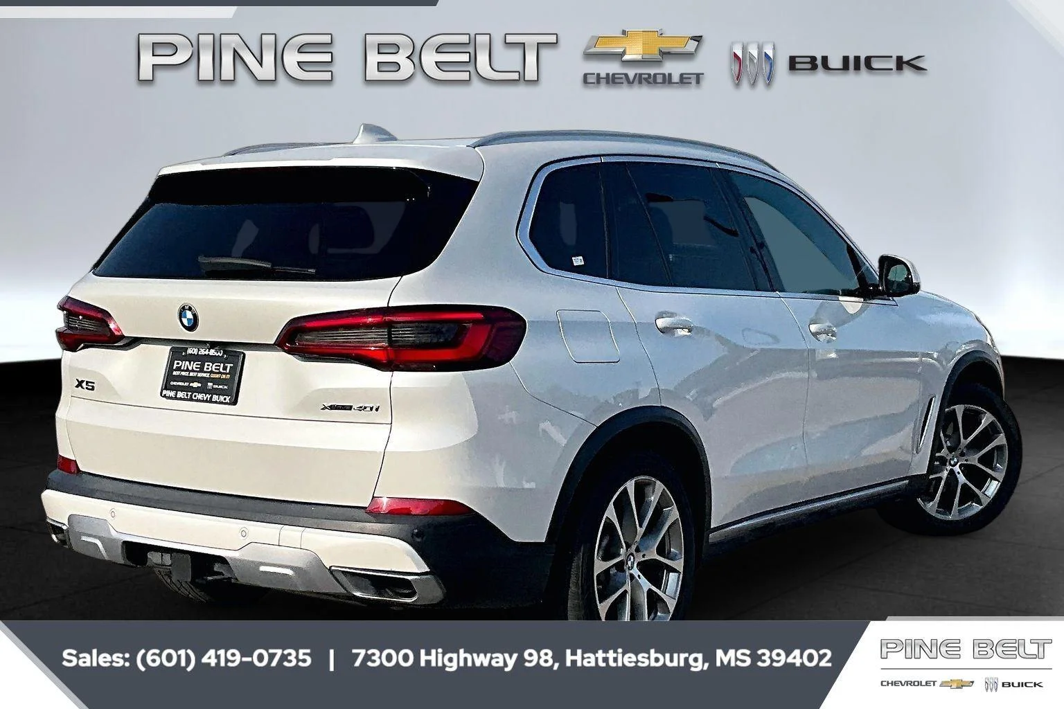 Used 2019 Mineral White Metallic BMW xDrive40i image 11